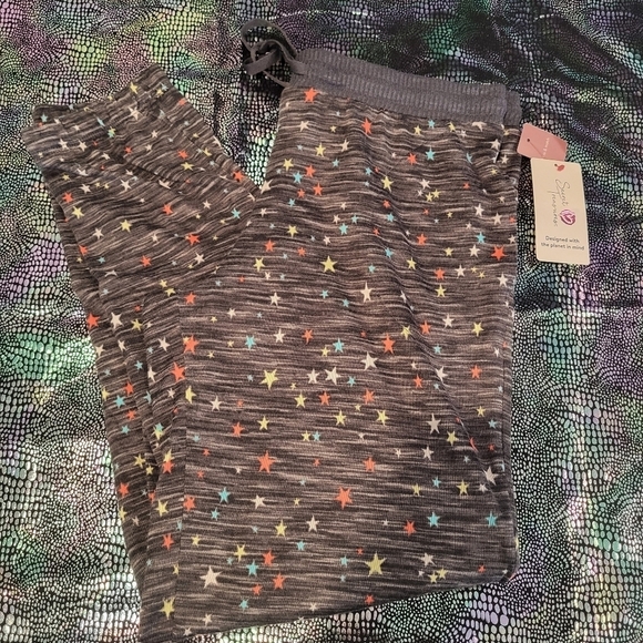 Cute and Soft Starry PJ Pants with pockets! - Picture 2 of 8